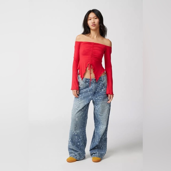 UO Cadence Cinched Flyaway Top - Picture 2 of 8